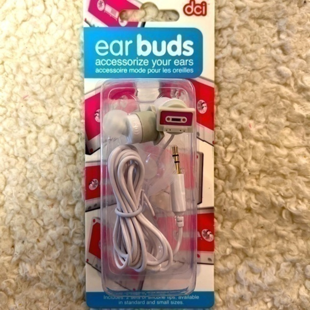 DCI "Old School Cassette" Earbuds